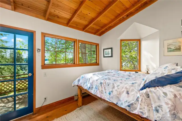 Second bedroom