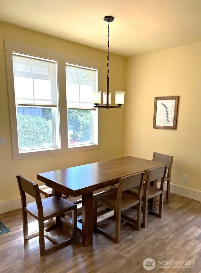 Spacious Dining area.