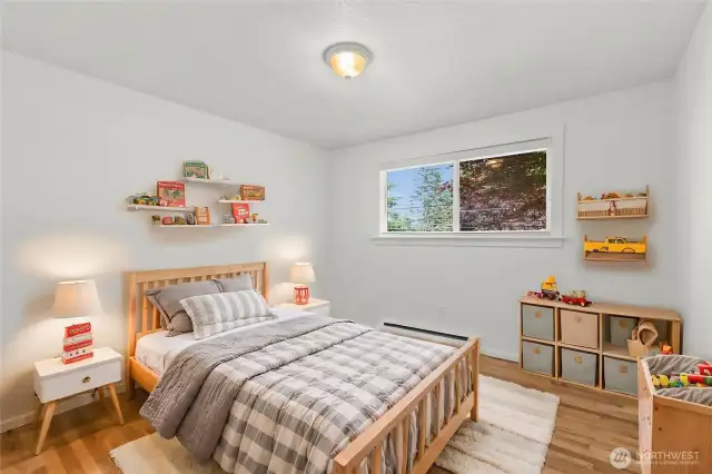 2nd bedroom virtually staged on main