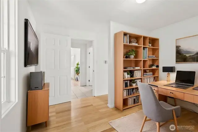 Virtually staged office