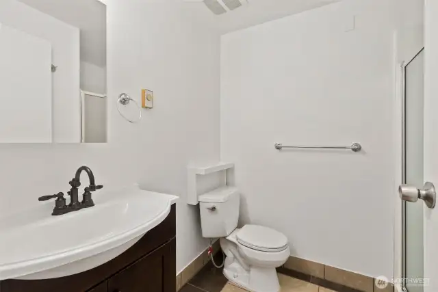 3/4 Bathroom