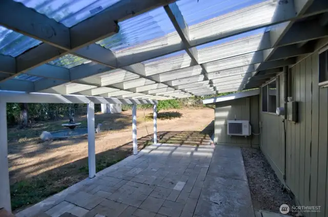 Back patio off of kitchen