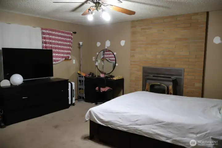 Lower floor family room