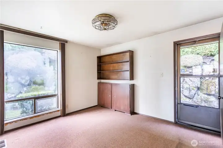 office with access to backyard