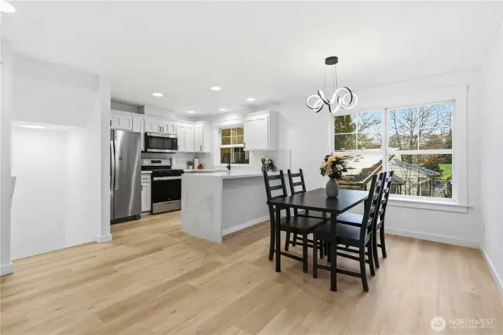 New lightings. Big windows.