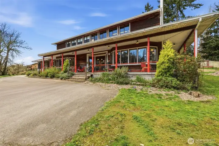 Plenty of guest parking