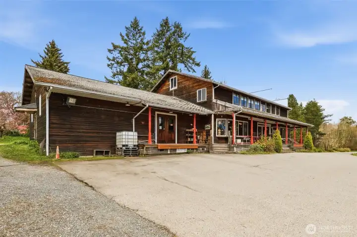 Pick up and drop off for UPS, FedEx and USPS