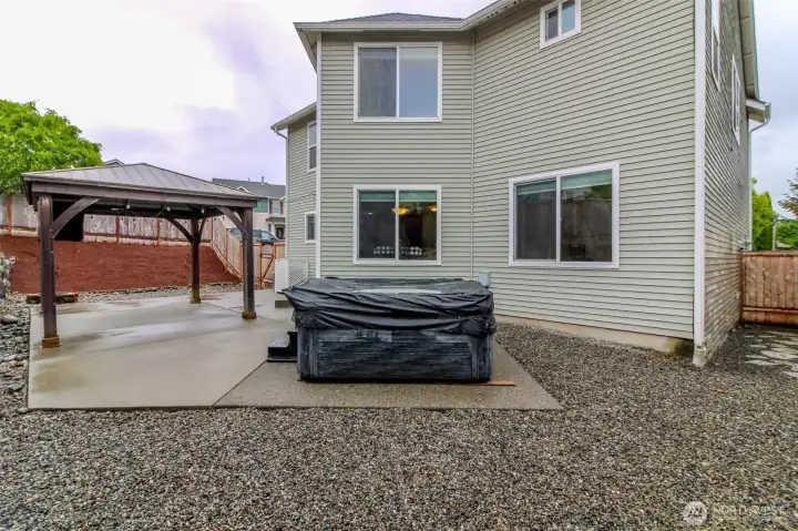 hot tub and side yard
