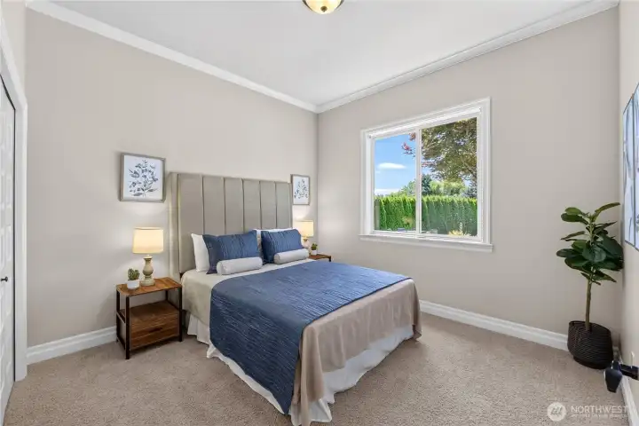 Third large bedroom.