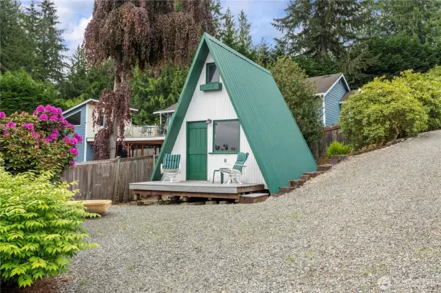 Fun outbuilding located on 2nd lot offers fun possibilities