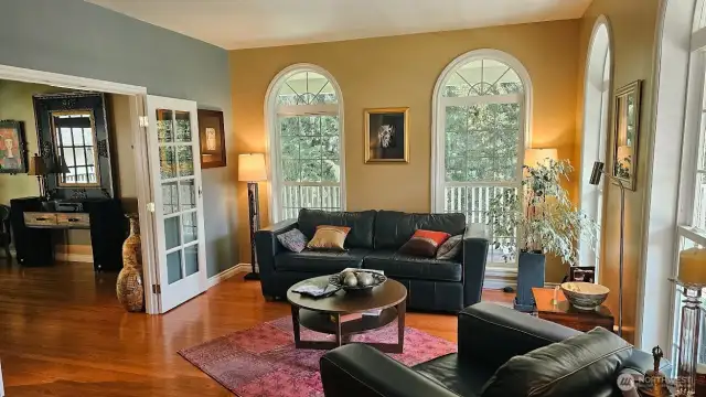 Living area. #10920 Chaucer St SE, Olympia, WA 98501