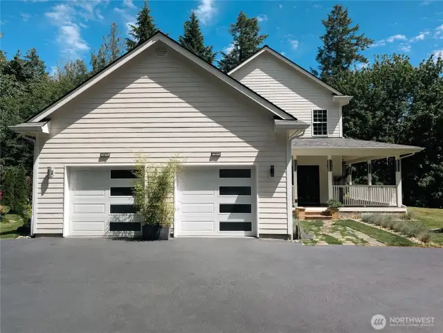 661sf 2 car garage with epoxy coated floors. #10920 Chaucer St SE, Olympia, WA 98501