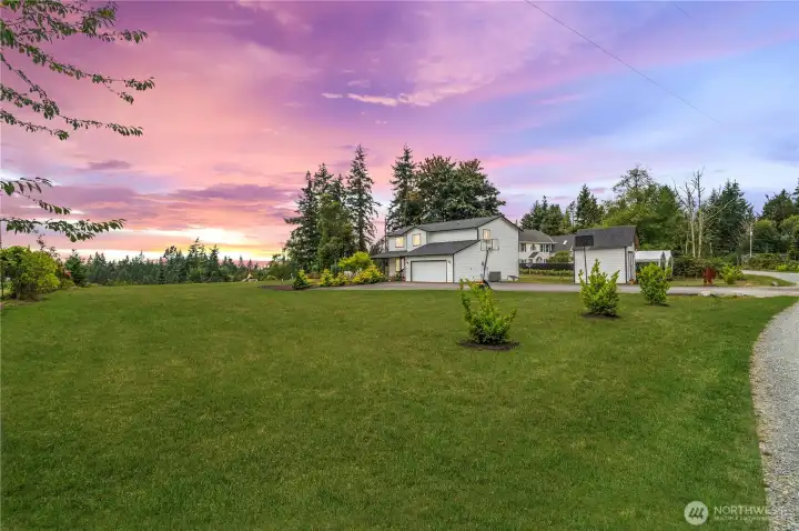 Serene 5 acres, wrap around deck with heater, room for everything.