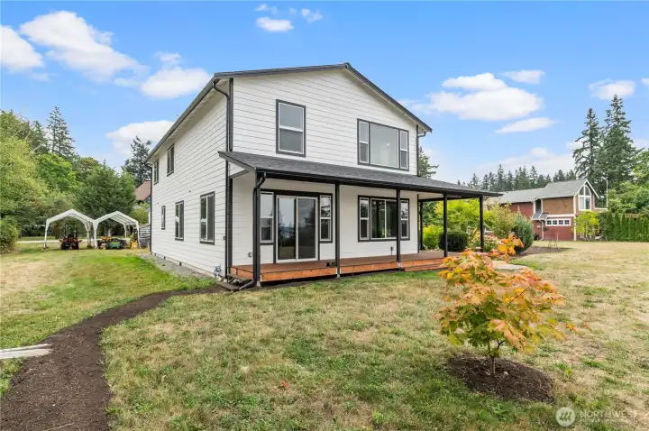 Abundant space for pets, gardening, entertaining...