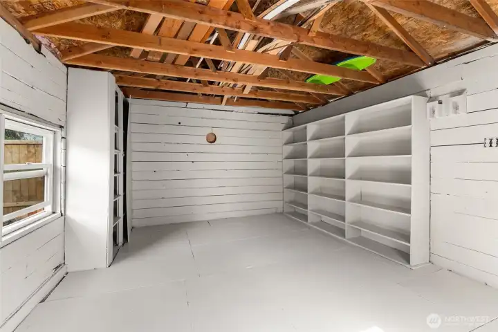 Garage/Shop