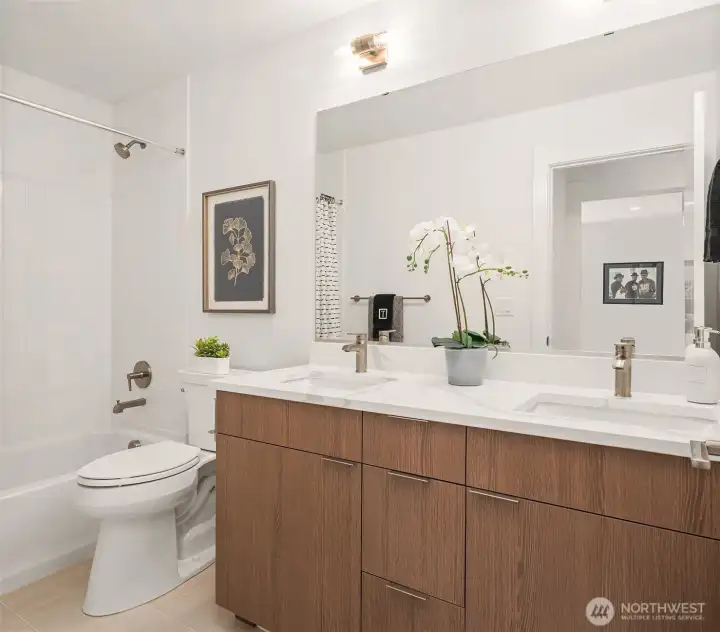 Photos are for illustrative purposes