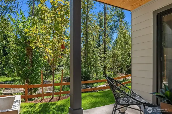 Photos are for illustrative purposes