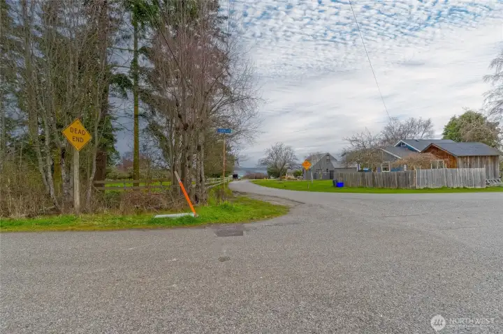 Looking north and access to beach.