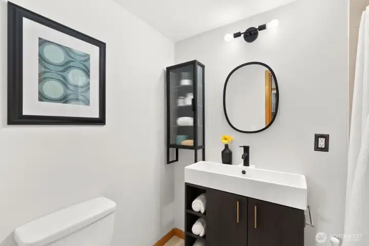 Full bathroom on the main floor