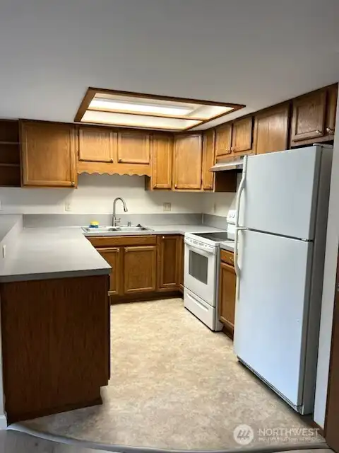 Unit 2, 3 bed 2 bath
