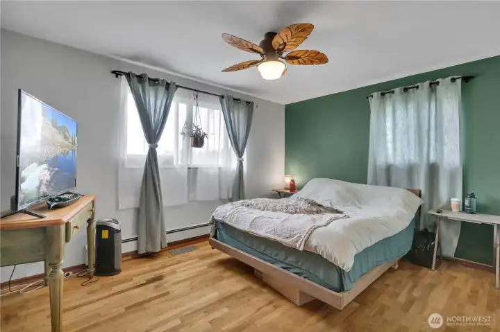 Bedroom #1