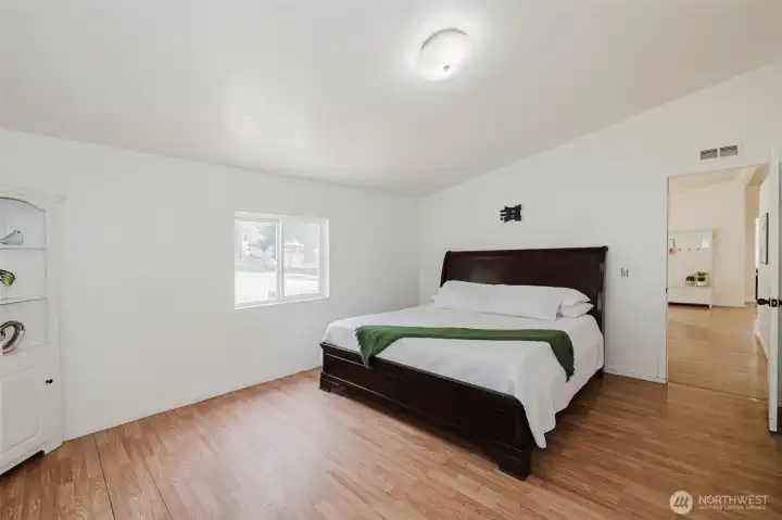 Primary room, with vaulted ceilings.