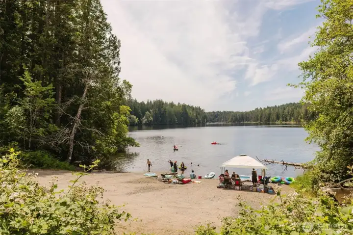 Public access at other end of lake.