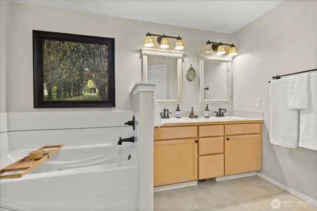 Primary 5-piece Bathroom