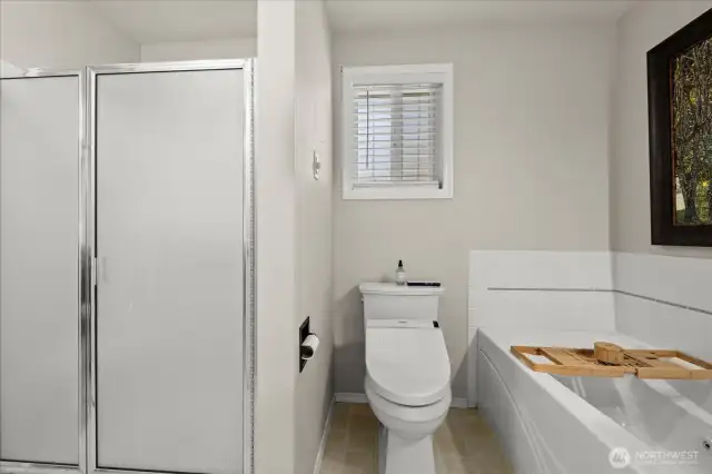 Primary 5-piece Bathroom