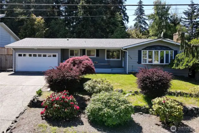 Welcome home! New roof in 2022. 2 car garage with plenty of driveway space for 2 more vehicles.