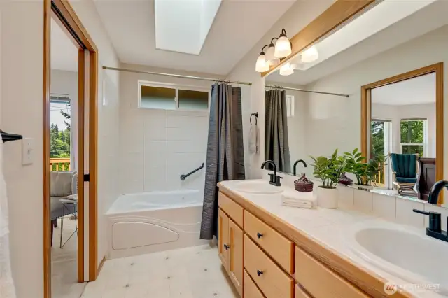 Updated with brand-new hardware and fixtures, adding a fresh, modern feel that enhances both style and convenience.