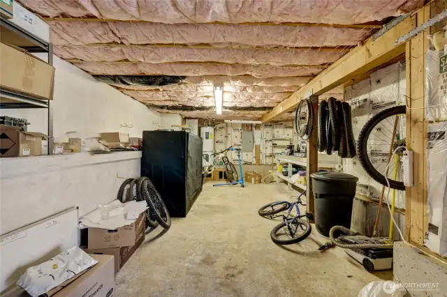 Whether you’re dreaming of a home gym, game room, guest suite, hobby space, or media room, this blank canvas offers endless potential for expansion and customization to fit your lifestyle.