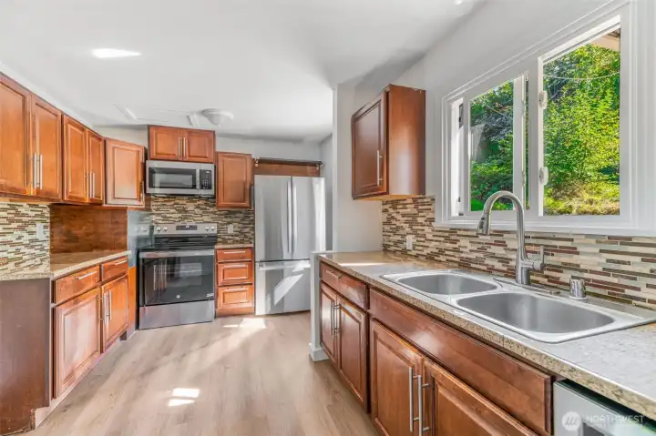 Kitchen with new applainces