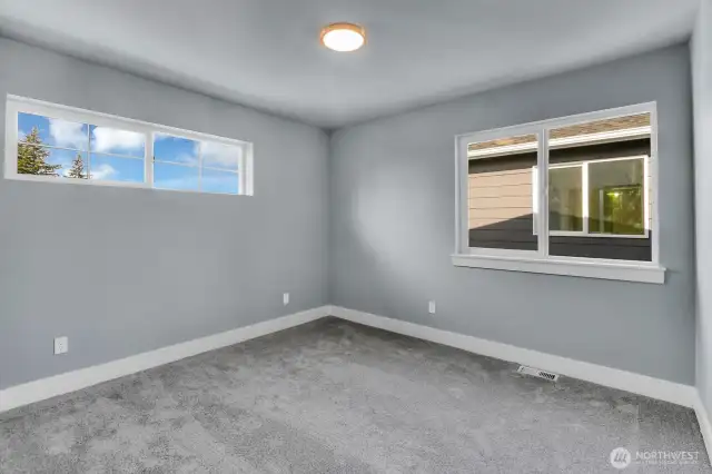 3rd level bedroom/office