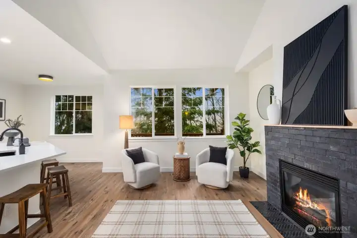 Lots of natural light coming through the windows