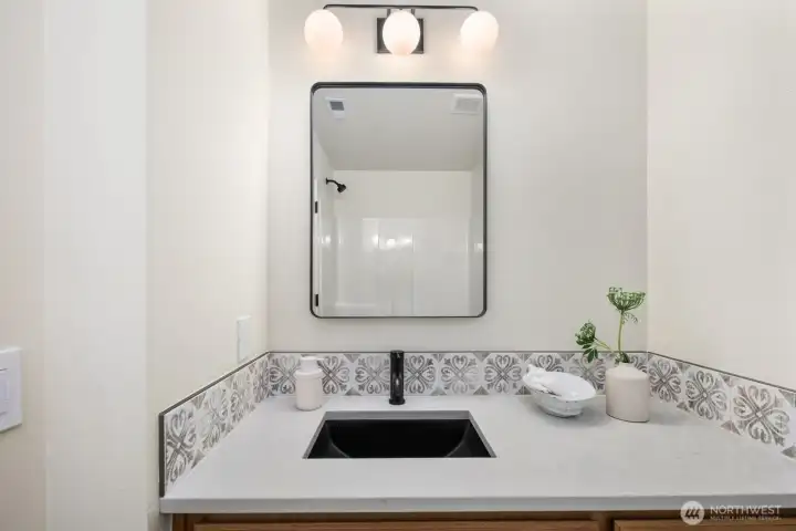 3 full bathrooms with tubs