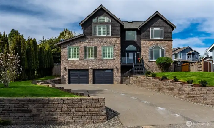 Located at the end of a quiet road in one of Ferndale's most sought-after neighborhoods. Located at the end of a quiet road in one of Ferndale's most sought-after neighborhoods.