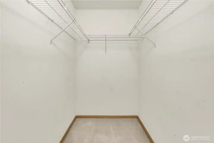 Bed #2's walk-in-closet.