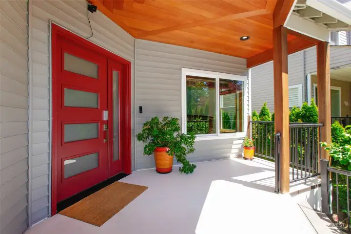 Gracious entry Gracious entry