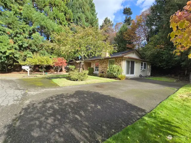 Paved driveway in addition to detached garage