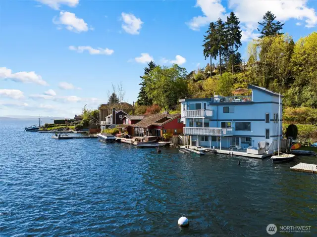 Beautiful Lake Washington waterfront home on approximately 60 feet of prime frontage.