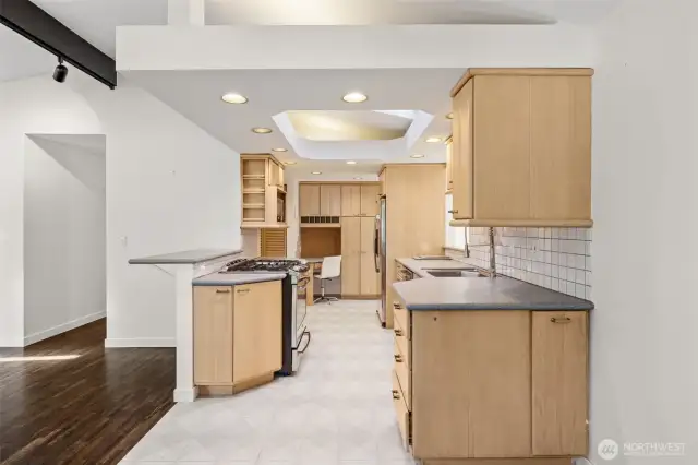 Fully equipped kitchen
