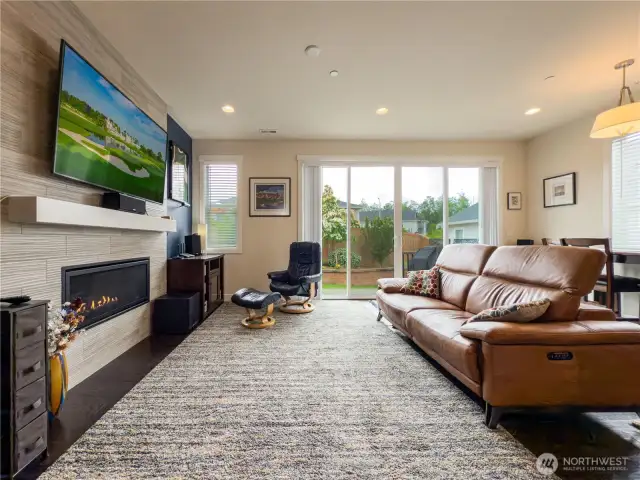 Impressive 8 ft center opening Screened Sliding door to fully Fenced Yard.