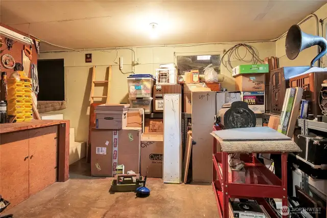 Lots of extra space for a workshop & storage.