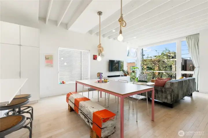 Adjustable light fixtures accommodate your lighting needs!