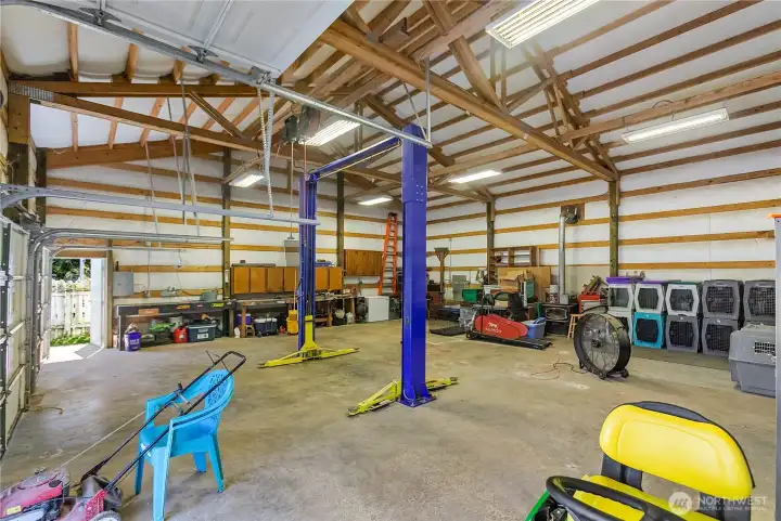 Vehicle lift in 36x36 shop