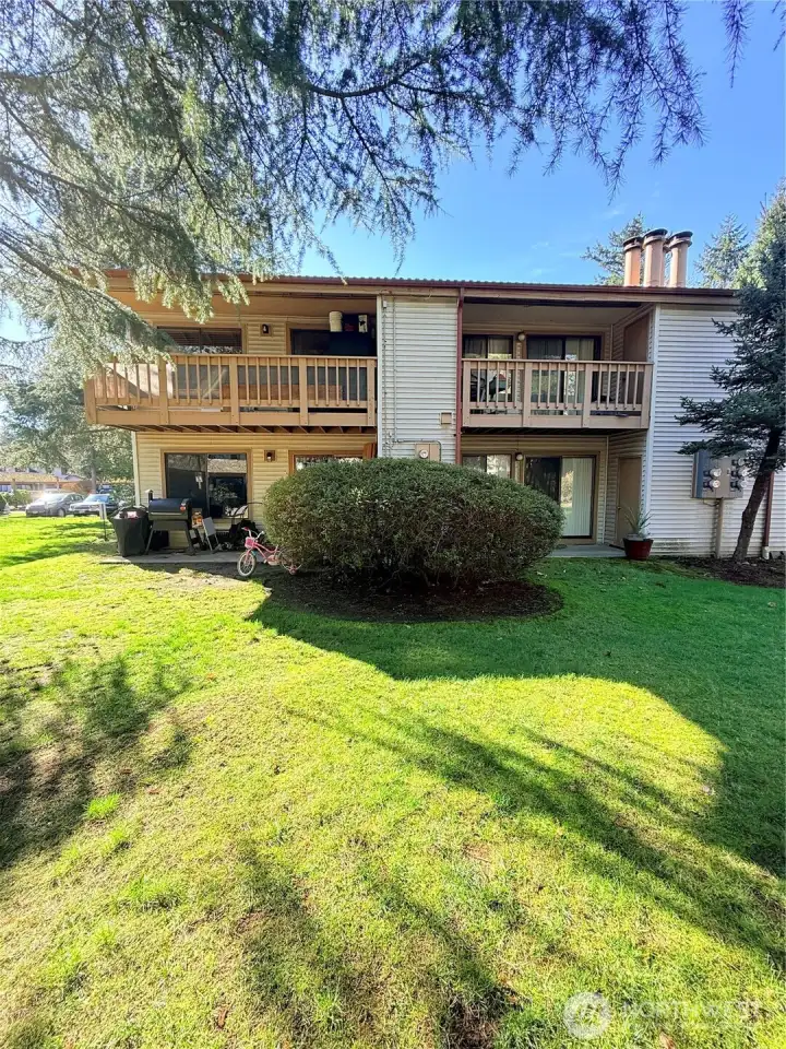 2nd Story Corner Unit