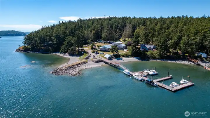Great island community with two deep-water docks, clubhouse, private airstrip and full-time caretakers.