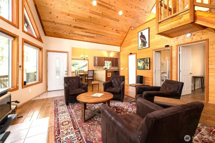 Looking towards dining room and kitchen