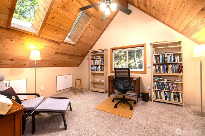 Great loft space with skylights